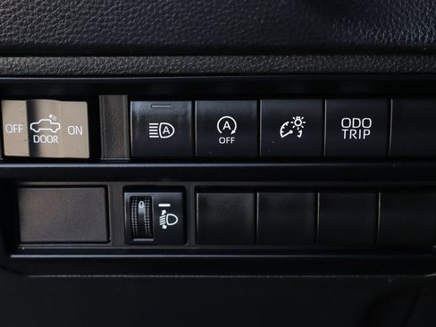 Used 2023 Toyota Tundra SR5 AWD/4WD image 21