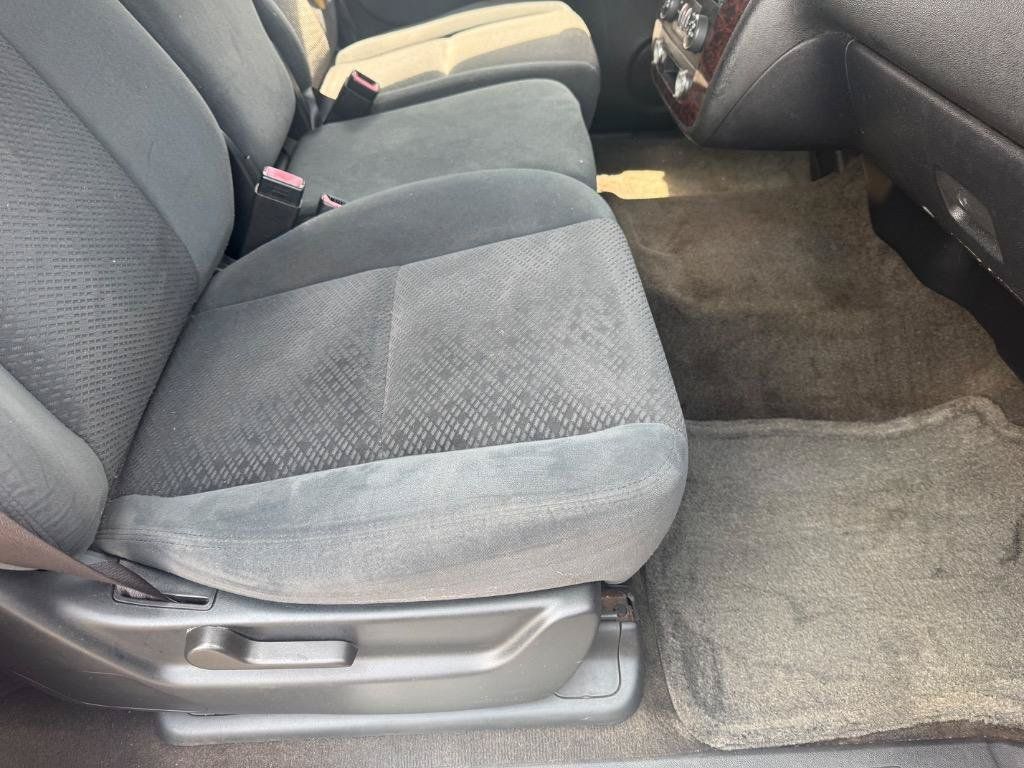 Used 2007 GMC Yukon SLE RWD image 12