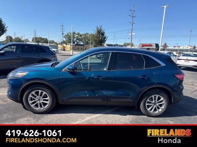 Used 2020 Ford Escape SE FWD image 1