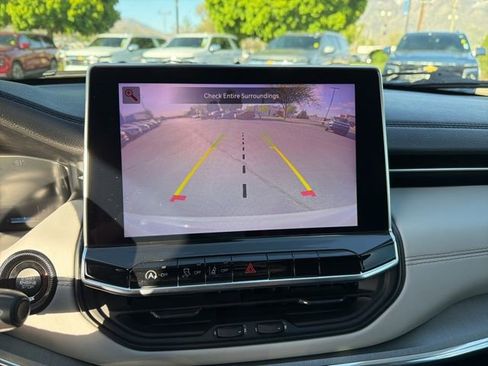 Used 2022 Jeep Compass Limited w/ Elite Group AWD/4WD image 25