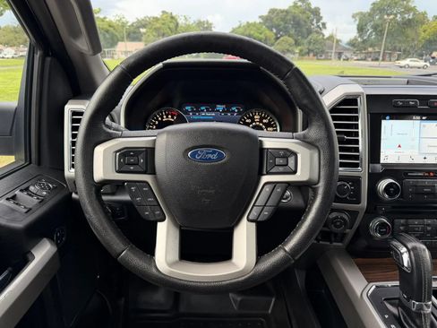 Used 2016 Ford F150 Lariat w/ Equipment Group 501A Mid AWD/4WD image 10