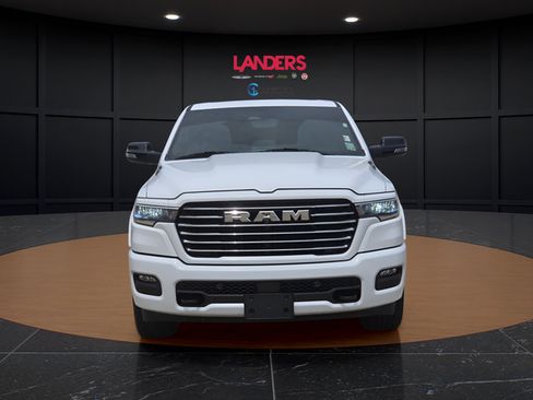 Used 2026 RAM 1500 Laramie AWD/4WD image 6