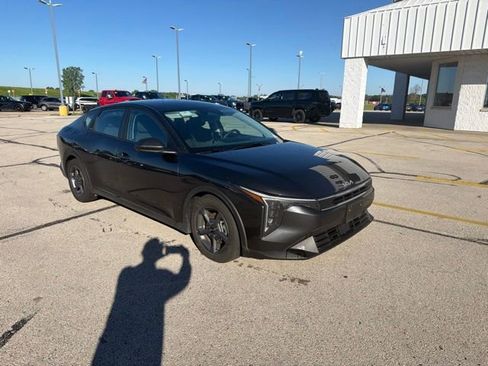 Used 2025 Kia K4 FWD image 1