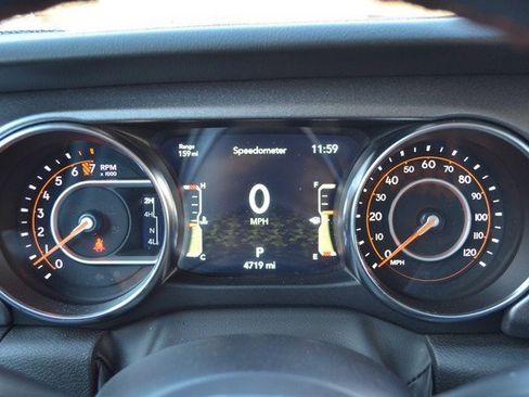 Used 2023 Jeep Gladiator Mojave w/ LED Lighting Group image 22