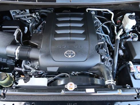 Used 2020 Toyota Sequoia TRD Pro AWD/4WD image 46