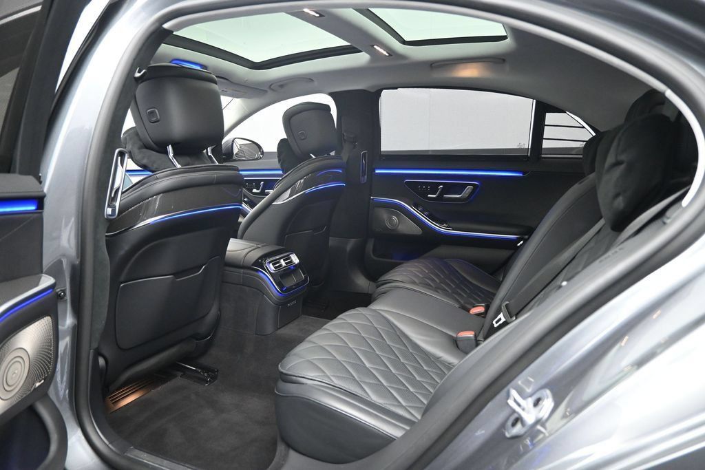 Used 2023 Mercedes-Benz S 580 4MATIC Sedan image 25