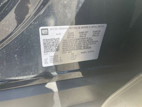 Used 2025 Chevrolet Equinox LT image 27