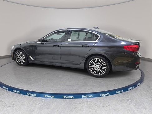 Used 2017 BMW 540i xDrive image 9