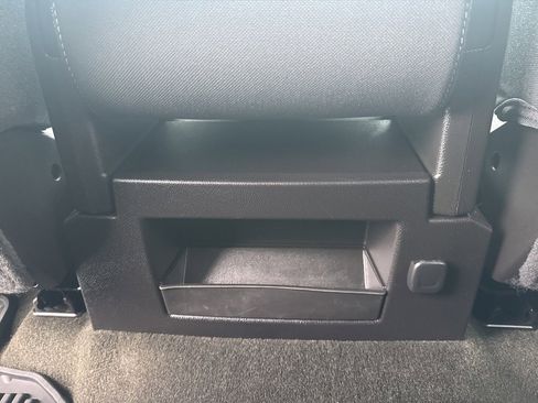 Used 2015 GMC Sierra 1500 SLE w/ SLE Value Package image 19