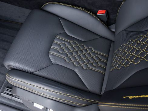 Used 2024 Lamborghini Urus Performante image 28