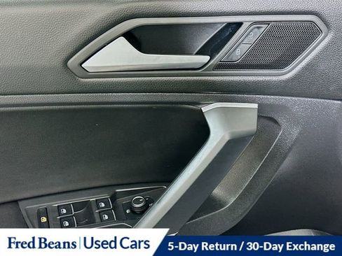 Used 2020 Volkswagen Tiguan SE R-Line w/ 3rd Row Seat Package image 19
