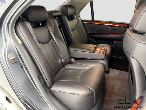 Used 2004 Lexus LS 430 RWD image 31