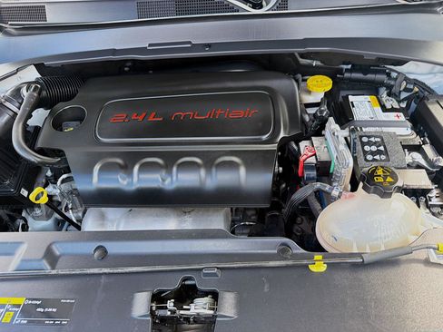 Used 2022 Jeep Compass Latitude w/ Sun and Sound Group FWD image 35
