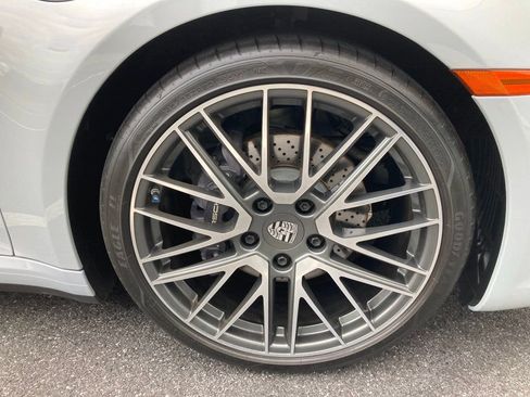 Certified 2024 Porsche 911 Carrera image 31