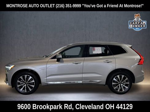 Used 2023 Volvo XC60 B5 Plus w/ Climate Package image 7
