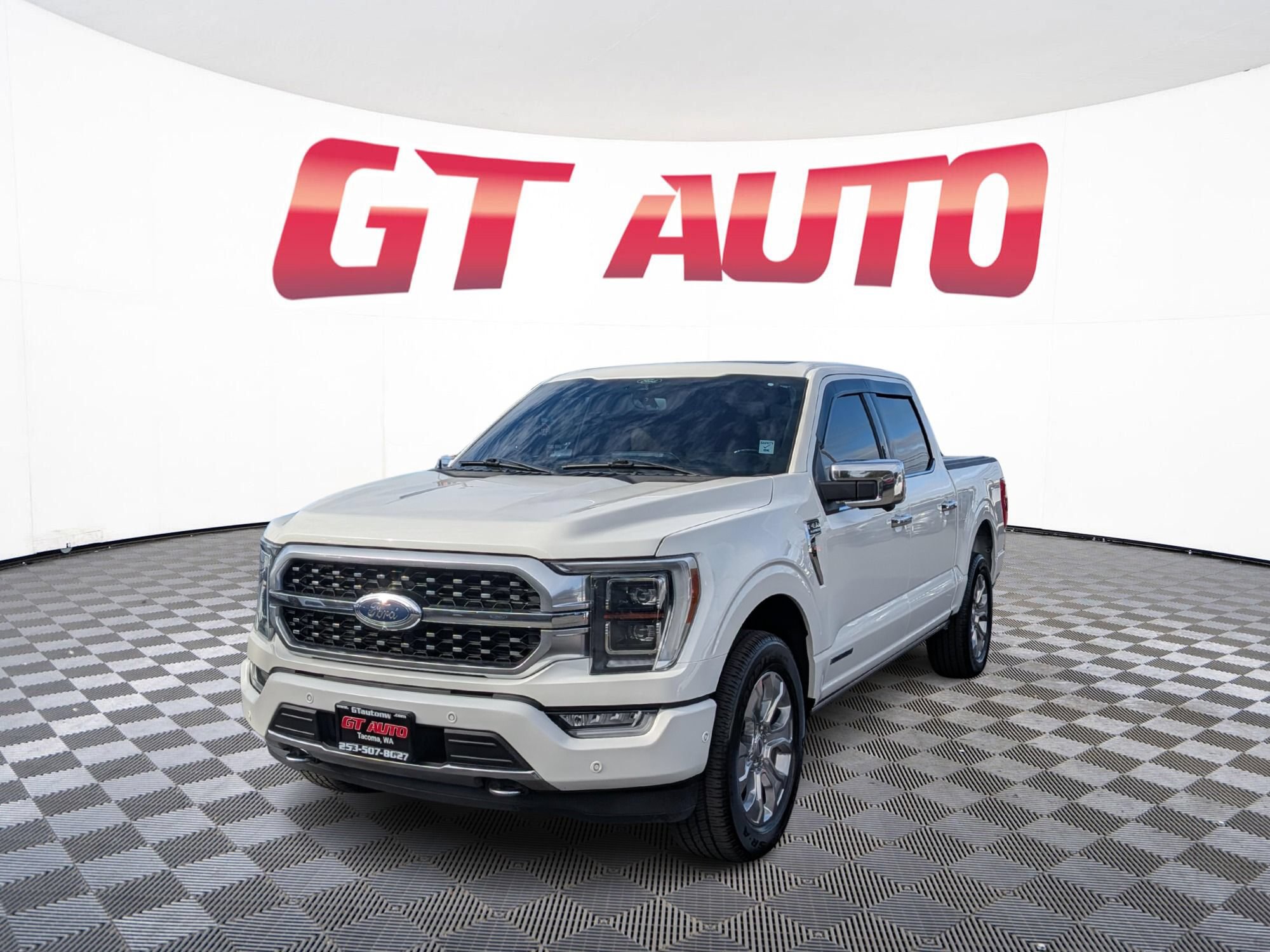 Used 2021 Ford F150 Platinum w/ FX4 Off-Road Package AWD/4WD image 2