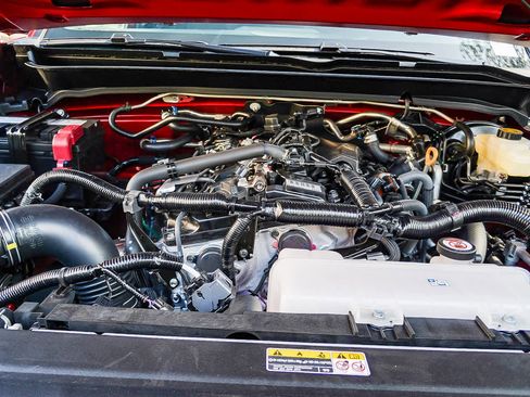 New 2025 Toyota Tacoma SR5 image 12