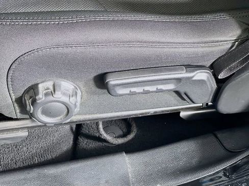 Used 2021 Jeep Wrangler Unlimited Sport image 13