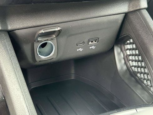 New 2026 Chevrolet TrailBlazer LT w/ Midnight Edition FWD image 24