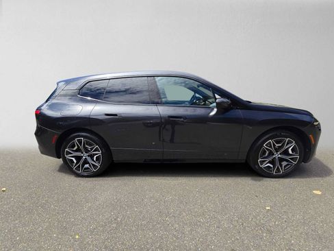 Used 2026 BMW iX xDrive45 AWD/4WD image 2