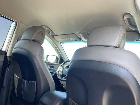 Used 2017 Hyundai Santa Fe Sport image 9