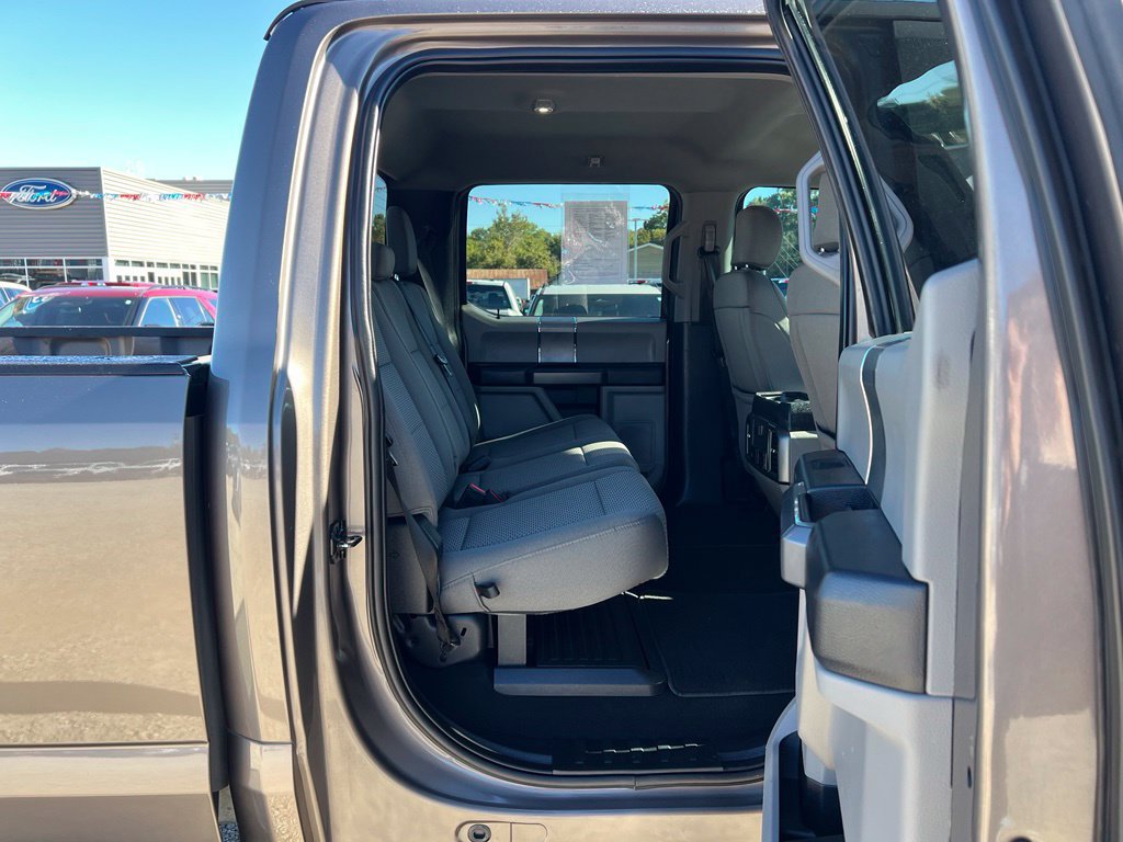 Used 2021 Ford F250 XLT w/ XLT Premium Package AWD/4WD image 19