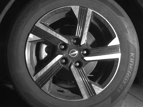 Used 2025 Nissan Sentra SV image 12