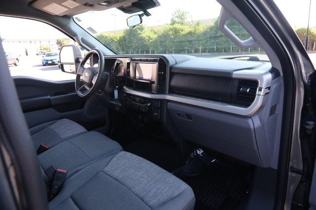 Certified 2024 Ford F350 XLT w/ 360-Degree Camera Package AWD/4WD image 25
