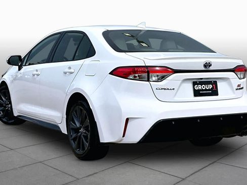 Used 2024 Toyota Corolla SE FWD image 12