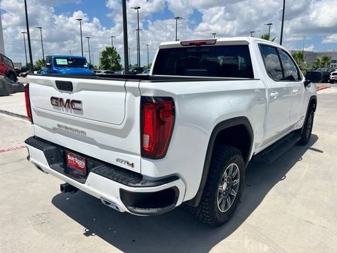 Used 2026 GMC Sierra 1500 AT4 w/ Technology Package AWD/4WD image 8