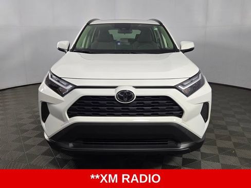 Used 2025 Toyota RAV4 XLE AWD/4WD image 7