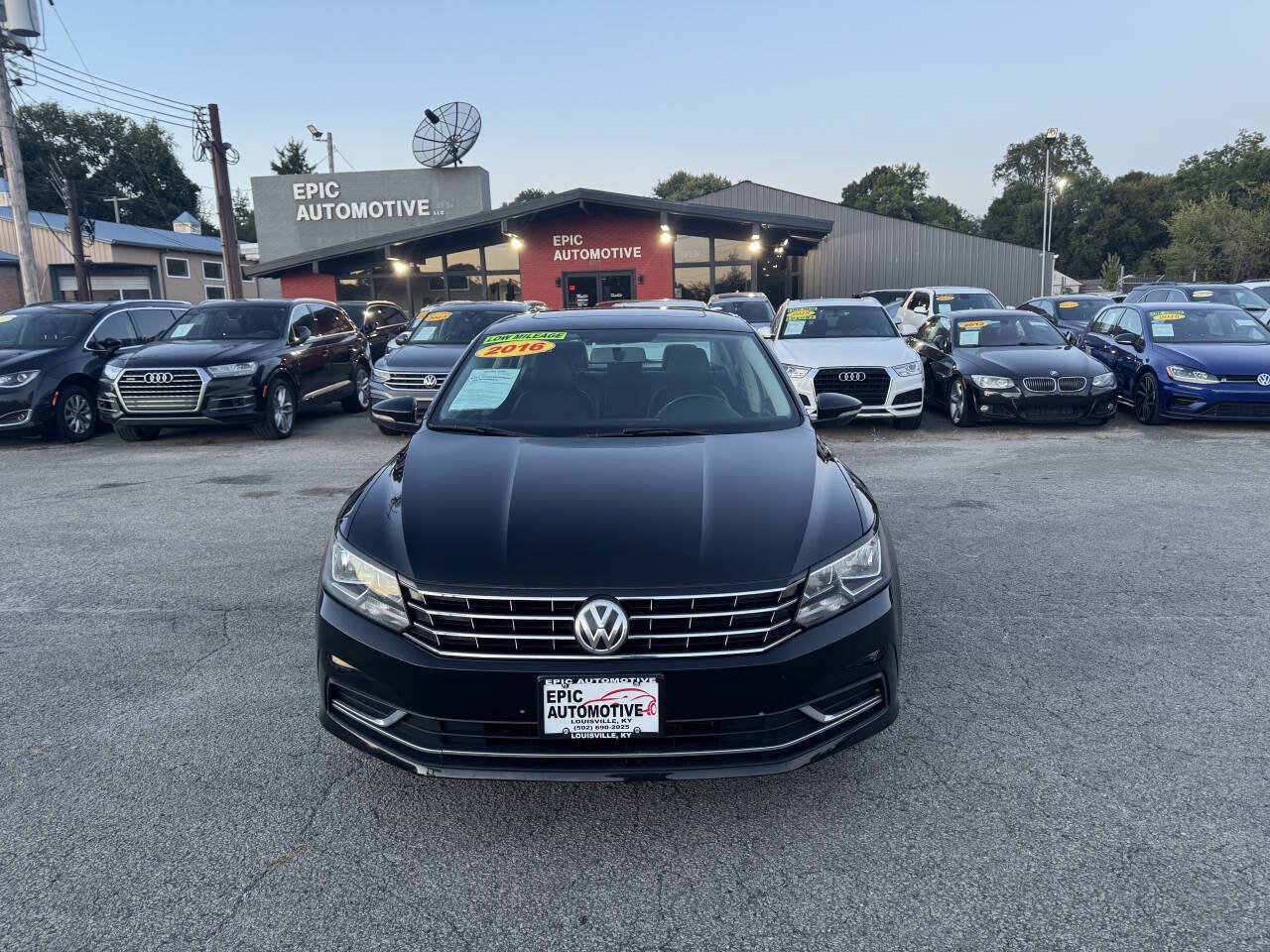 Used 2016 Volkswagen Passat 1.8T SE FWD image 3