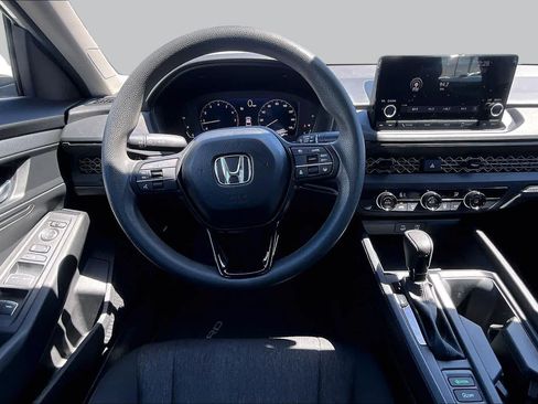 Used 2025 Honda Accord LX image 5