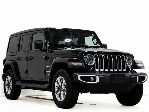 Used 2019 Jeep Wrangler Unlimited Sahara image 1