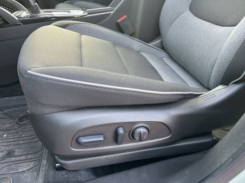 Used 2026 Chevrolet TrailBlazer LT w/ Convenience Package image 20