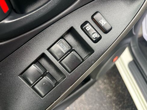 Used 2010 Toyota RAV4 Limited FWD image 10