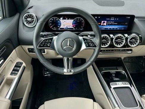 Certified 2026 Mercedes-Benz GLA 250 image 17