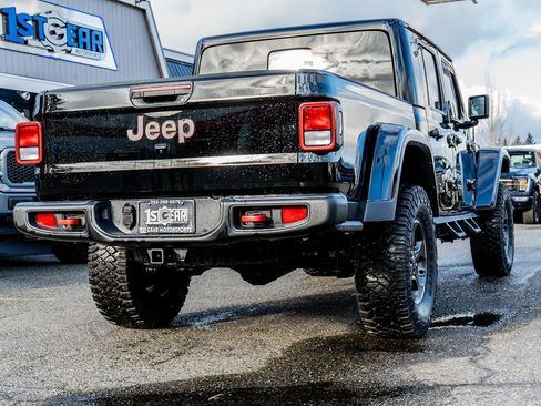 Used 2022 Jeep Gladiator Rubicon w/ Trailer Tow Package image 3