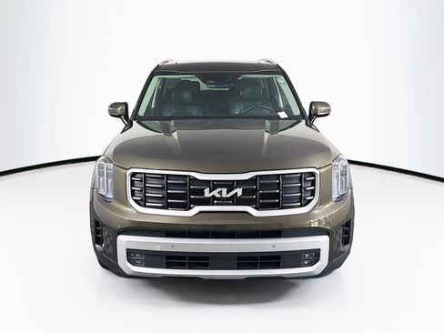 Used 2024 Kia Telluride SX FWD image 2