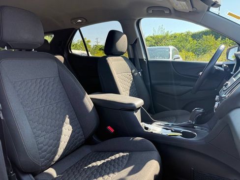 Used 2018 Chevrolet Equinox LT AWD/4WD image 23
