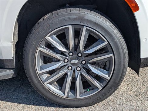 Used 2021 Cadillac Escalade Sport Platinum image 11