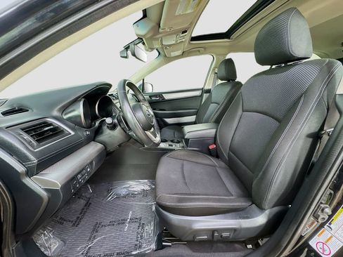 Used 2019 Subaru Outback 2.5i Premium AWD/4WD image 24