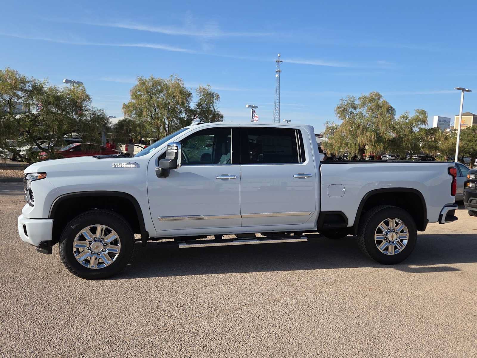 New 2026 Chevrolet Silverado 2500 High Country w/ High Country Premium Package AWD/4WD image 5