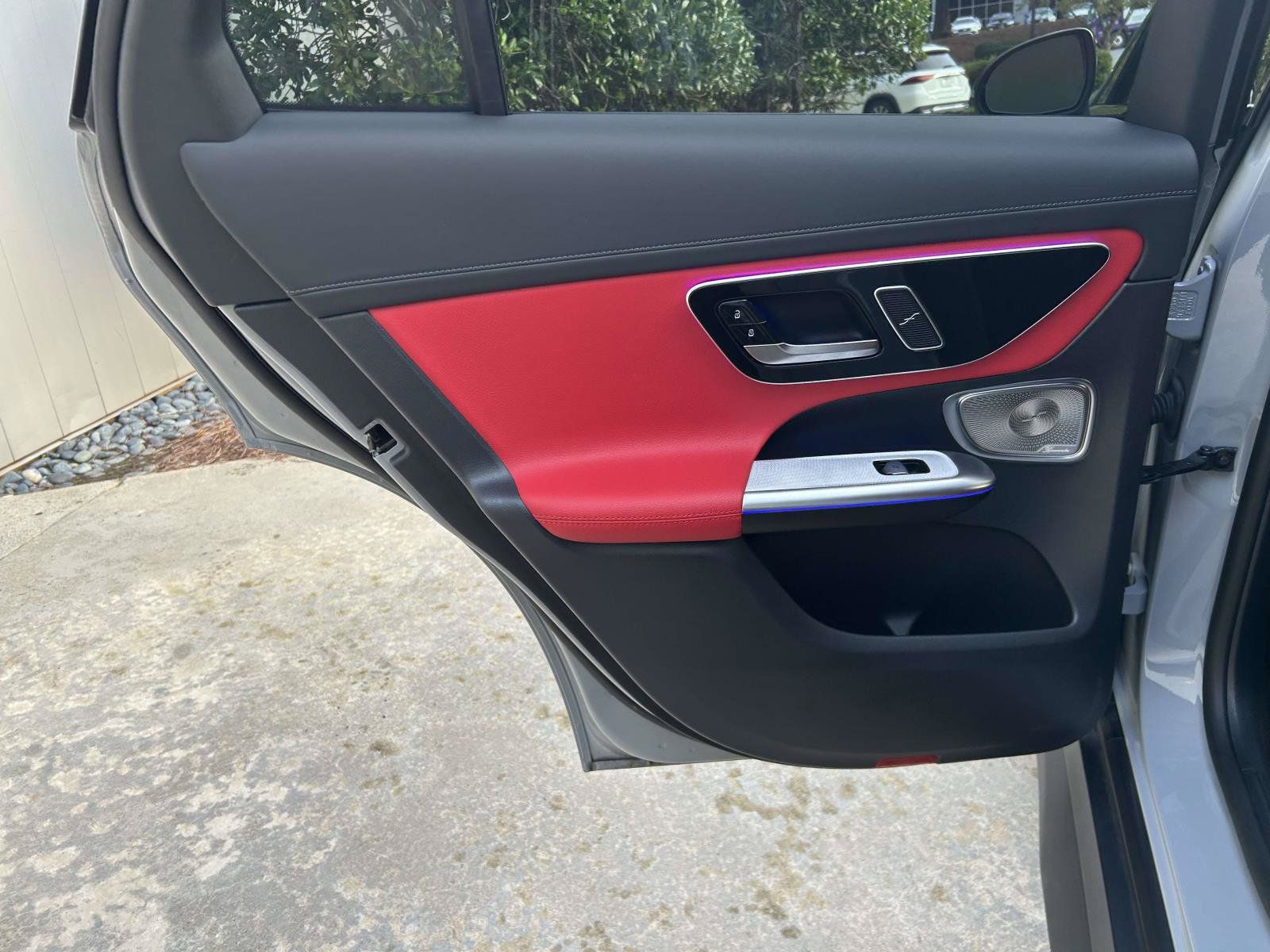 Certified 2025 Mercedes-Benz GLC 300 4MATIC image 40