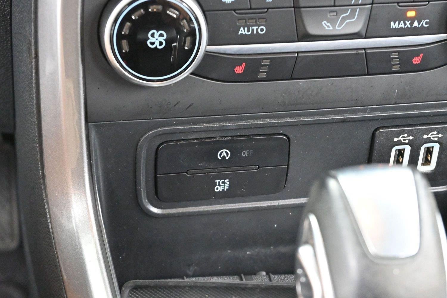 Used 2021 Ford EcoSport SE FWD image 24