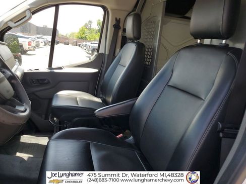 Used 2020 Ford Transit 250 Low Roof RWD image 18