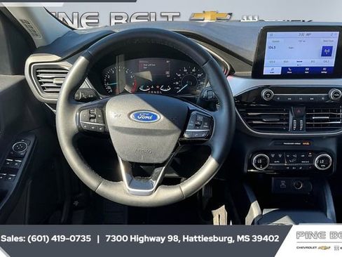 Used 2021 Ford Escape SEL image 5