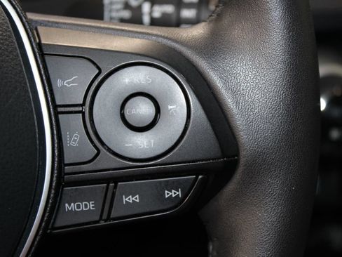Used 2023 Toyota RAV4 XLE Premium FWD image 41