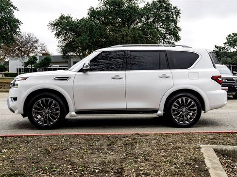 Used 2023 Nissan Armada Platinum w/ Captain's Chairs Package image 8