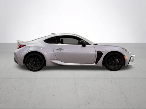 Used 2023 Toyota GR86 Premium RWD image 9